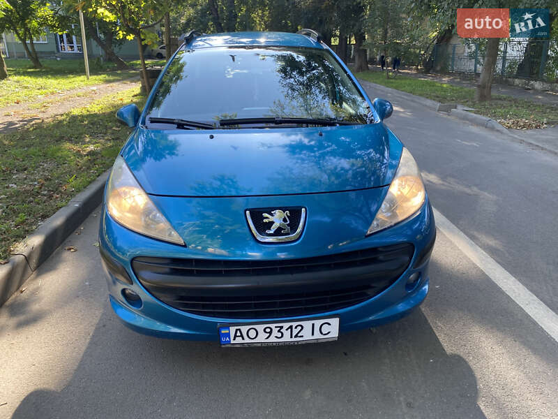 Универсал Peugeot 207 2007 в Ужгороде