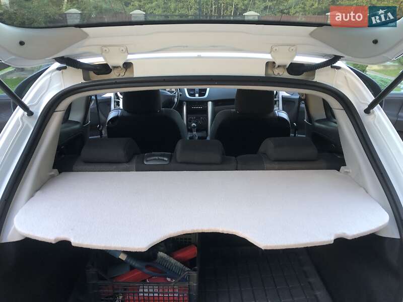 Хетчбек Peugeot 207 2007 в Стрию