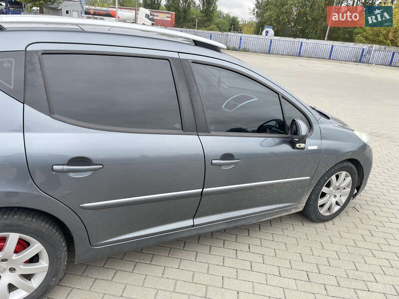 Універсал Peugeot 207 2011 в Ковелі