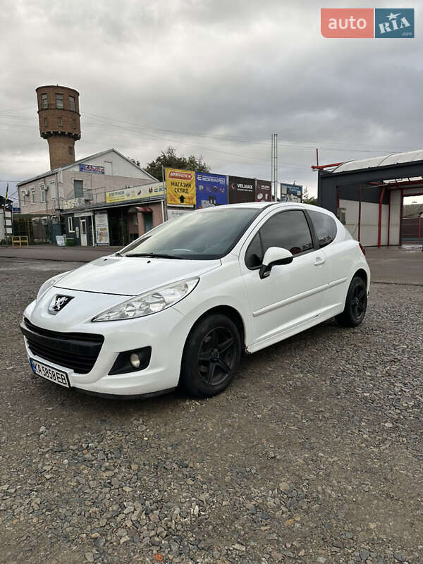 Peugeot 207 2012 Peugeot 207 2012