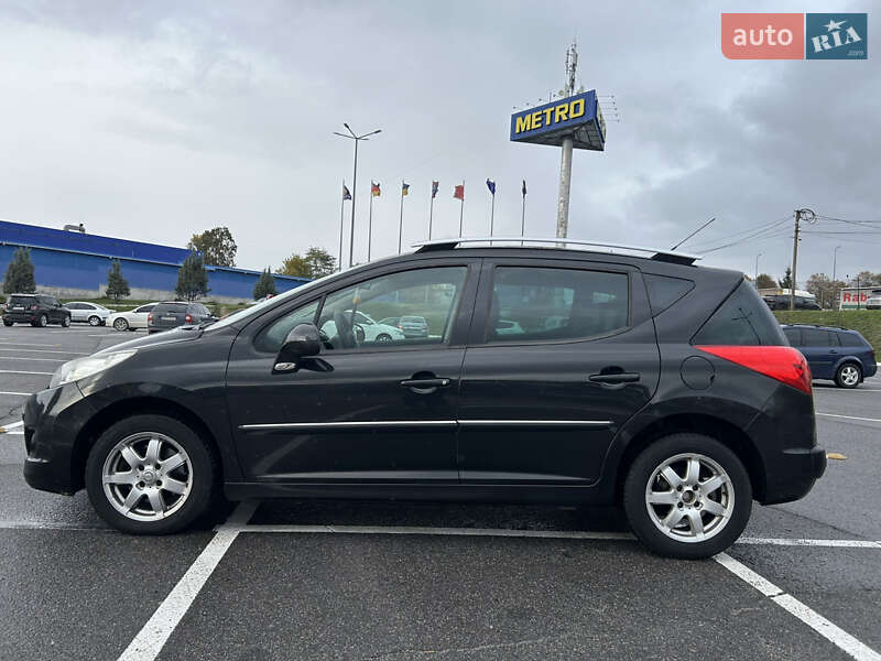 Универсал Peugeot 207 2011 в Виннице
