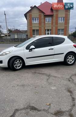 Хэтчбек Peugeot 207 2010 в Лубнах