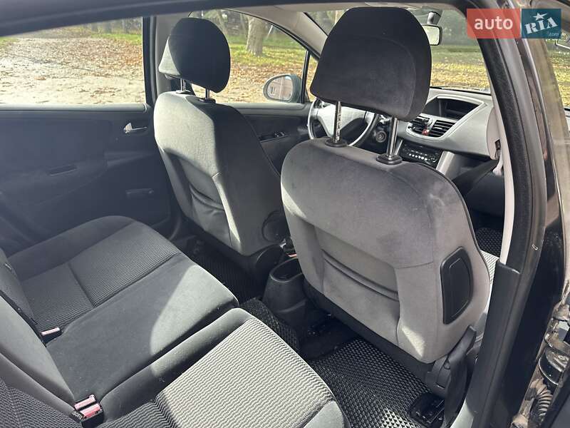 Хэтчбек Peugeot 207 2007 в Млинове фото 10 Хэтчбек Peugeot 207 2007 в Млинове