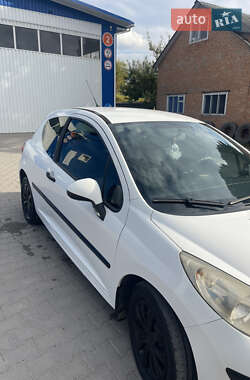 Хэтчбек Peugeot 207 2008 в Виннице