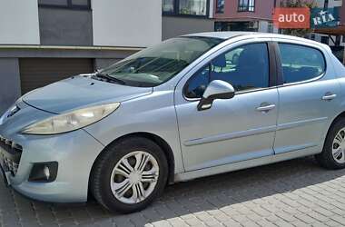 Хэтчбек Peugeot 207 2011 в Львове