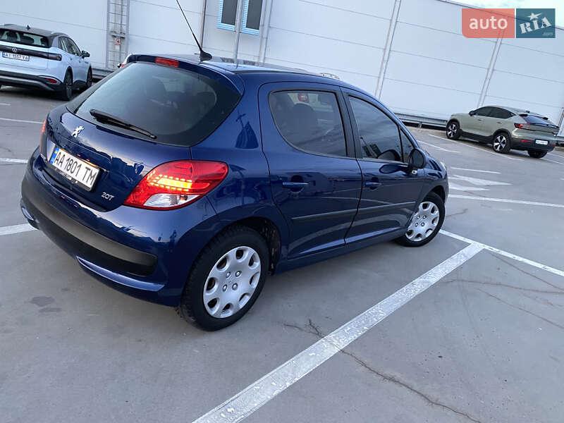 Хетчбек Peugeot 207 2009 в Києві