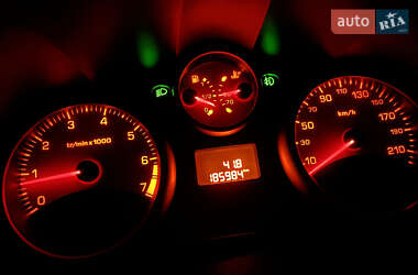 Хэтчбек Peugeot 207 2009 в 