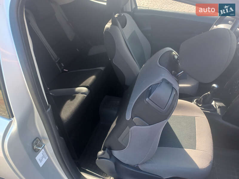 Хэтчбек Peugeot 207 2009 в Ивано-Франковске