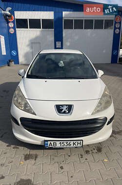 Хэтчбек Peugeot 207 2008 в Виннице