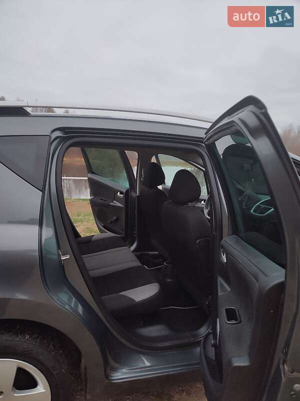 Универсал Peugeot 207 2009 в Лебедине фото 13 Универсал Peugeot 207 2009 в Лебедине