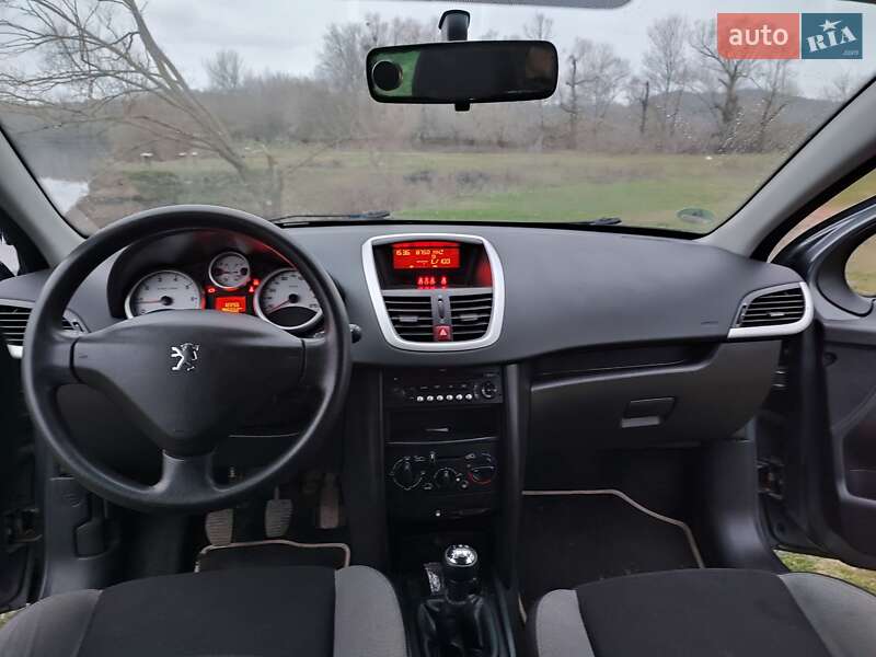 Универсал Peugeot 207 2009 в Лебедине фото 23 Универсал Peugeot 207 2009 в Лебедине