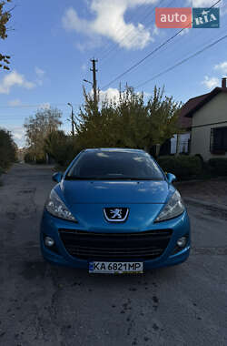 Хэтчбек Peugeot 207 2011 в Запорожье