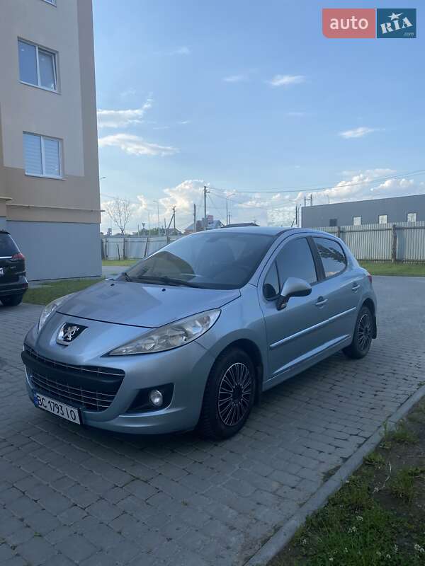 Peugeot 207 2011