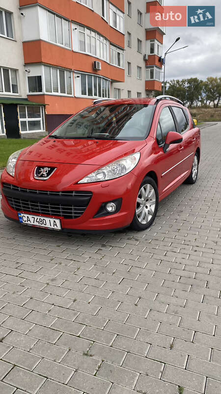 Универсал Peugeot 207 2013 в Умани фото 2 Универсал Peugeot 207 2013 в Умани