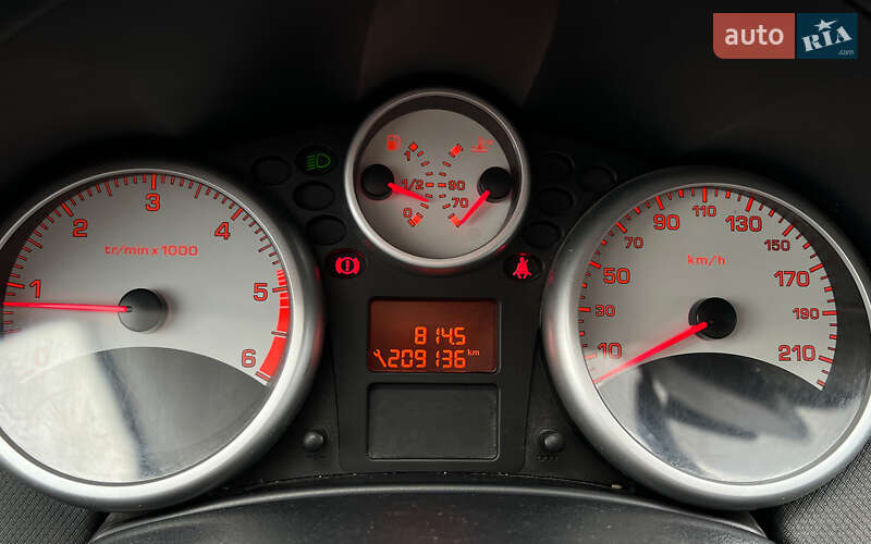 Хетчбек Peugeot 207 2010 в Львові