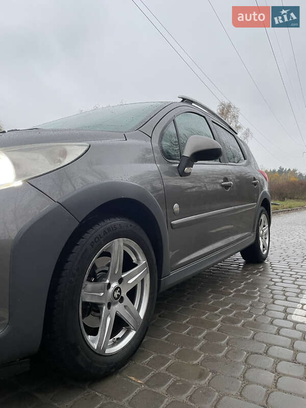 Универсал Peugeot 207 2008 в Новояворовске