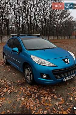 Хэтчбек Peugeot 207 2011 в Умани