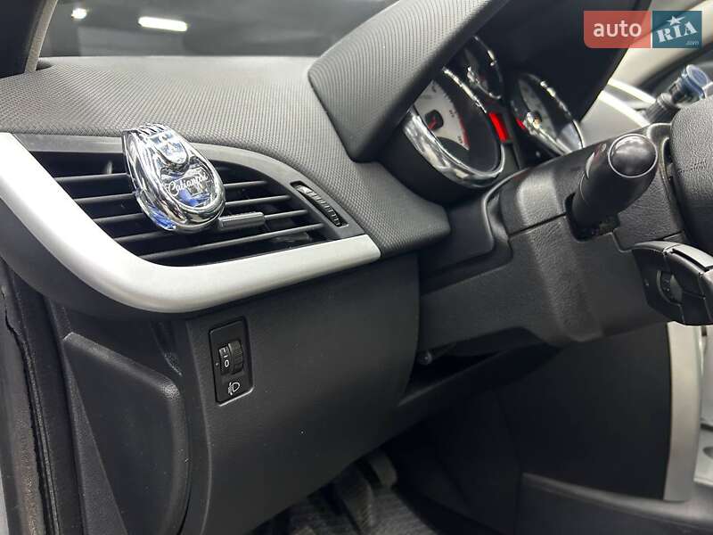 Універсал Peugeot 207 2012 в Чернівцях фото 9 Універсал Peugeot 207 2012 в Чернівцях