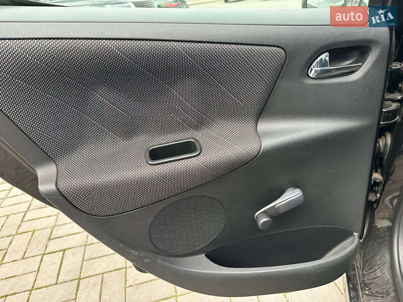 Хэтчбек Peugeot 207 2009 в Одессе