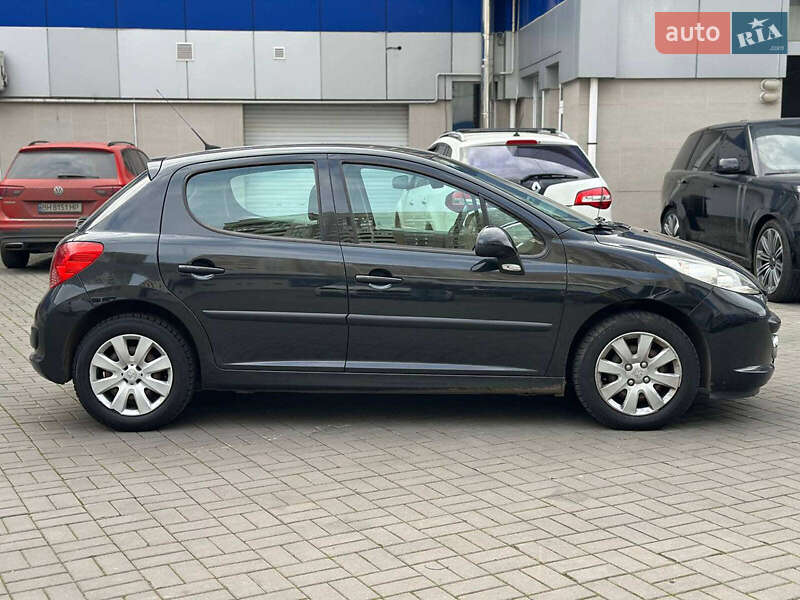 Хэтчбек Peugeot 207 2009 в Одессе