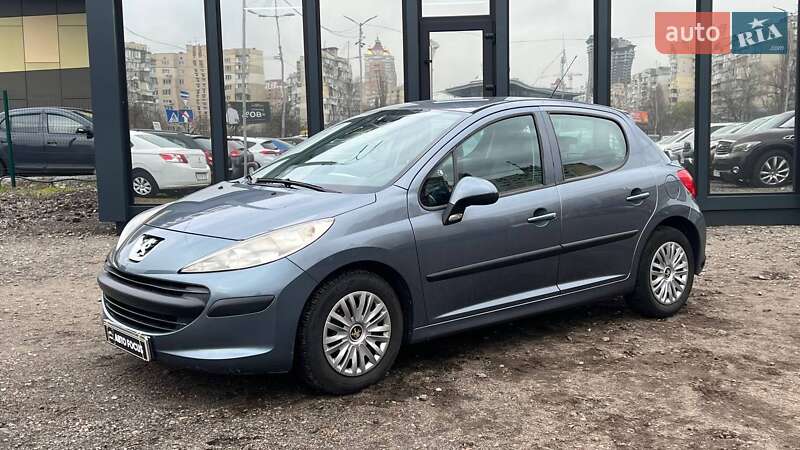 Хэтчбек Peugeot 207 2008 в Киеве