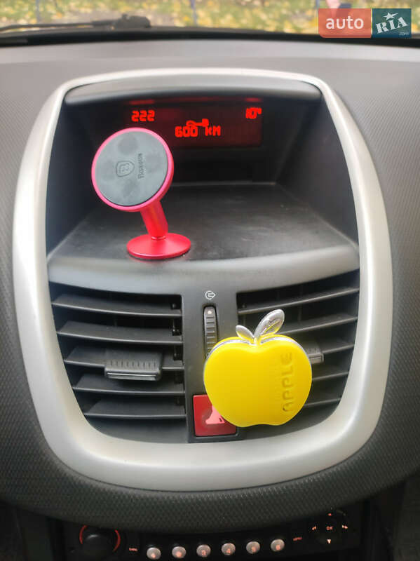 Хетчбек Peugeot 207 2008 в Львові