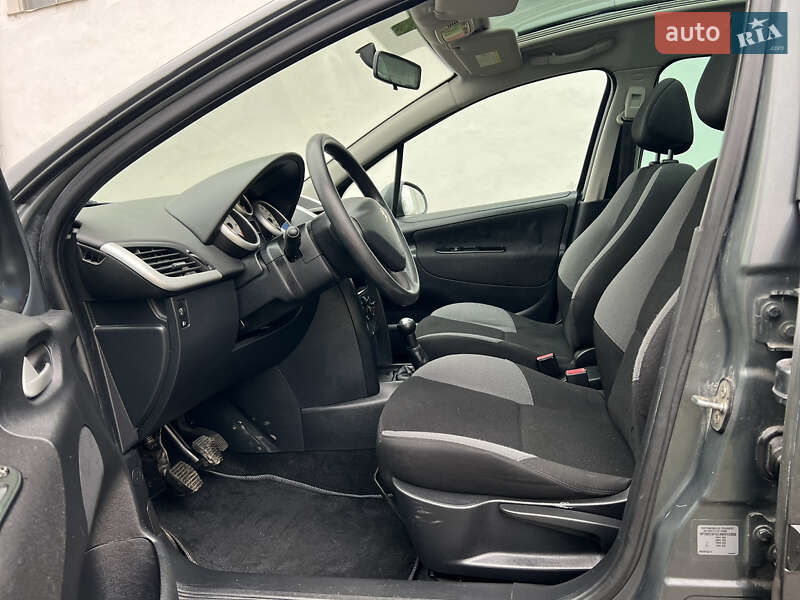 Универсал Peugeot 207 2009 в Вапнярке