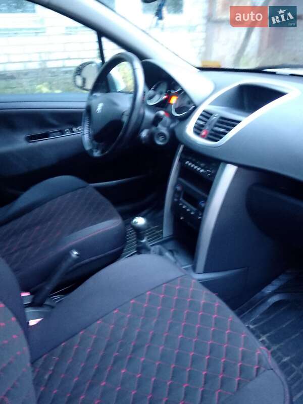 Универсал Peugeot 207 2007 в Черкассах фото 11 Универсал Peugeot 207 2007 в Черкассах