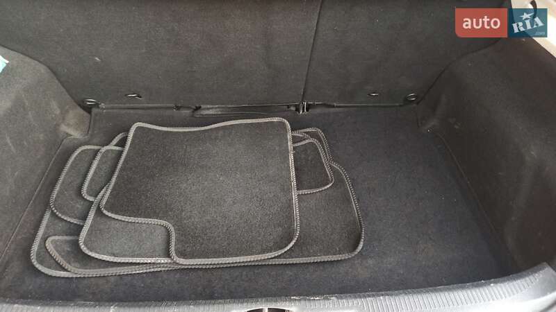 Хетчбек Peugeot 207 2008 в Теребовлі