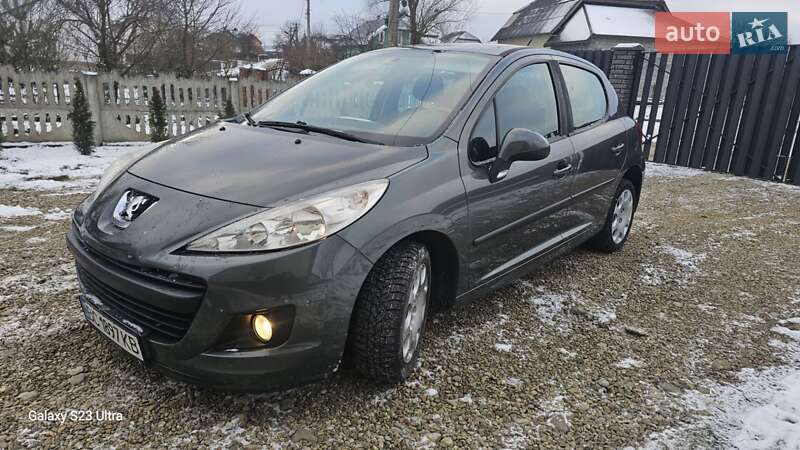 Peugeot 207 2010