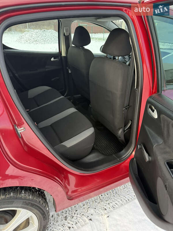 Хэтчбек Peugeot 207 2008 в Белках