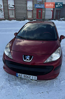 Хетчбек Peugeot 207 2006 в Дніпрі