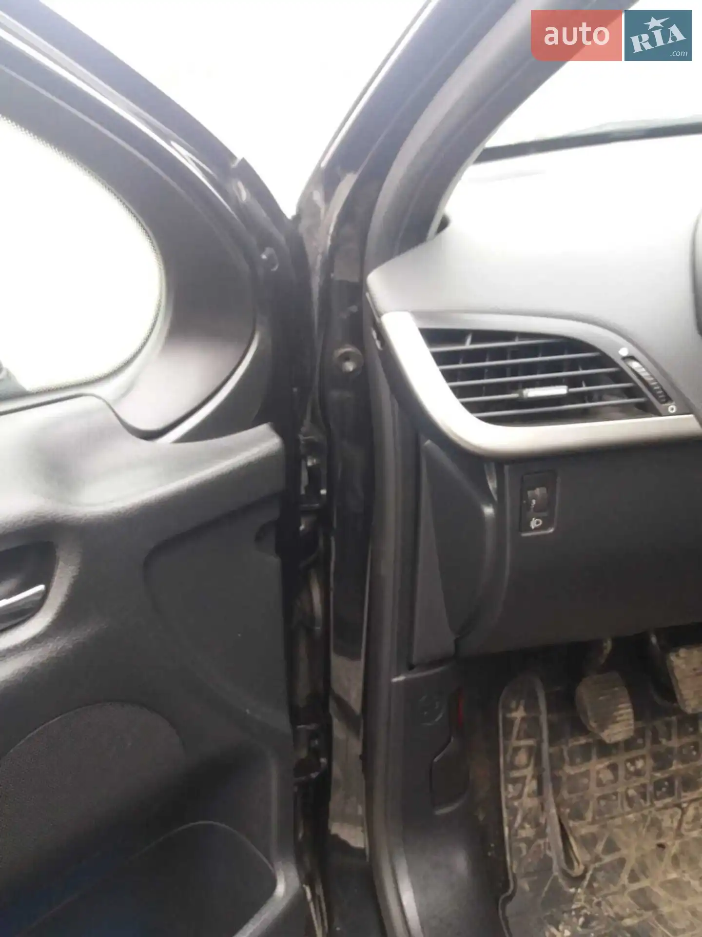 Peugeot 207 2007 VIN VF3WU5FWC34035699 фото оголошення 32 з 70