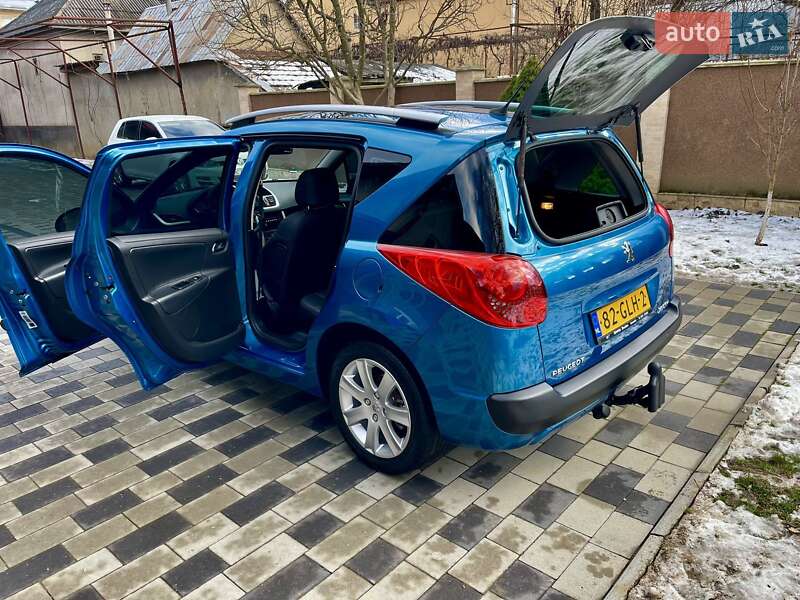 Универсал Peugeot 207 2009 в Мукачево