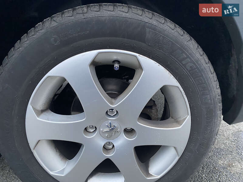 Універсал Peugeot 207 2008 в Києві фото 5 Універсал Peugeot 207 2008 в Києві