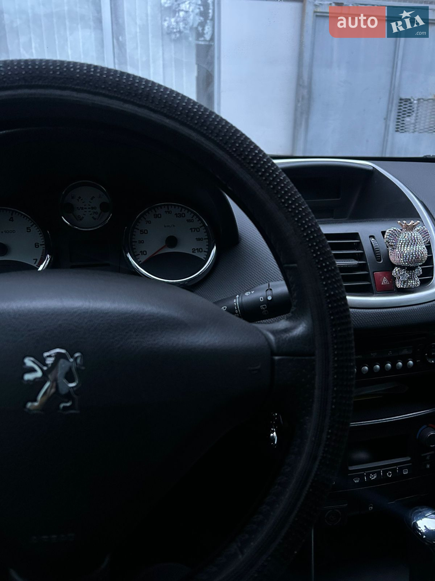 2011 Peugeot 207 - мініатюра 2