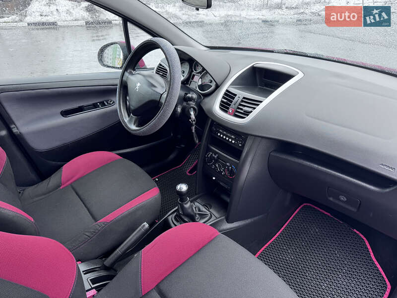 Хэтчбек Peugeot 207 2006 в Хмельницком фото 48 Хэтчбек Peugeot 207 2006 в Хмельницком