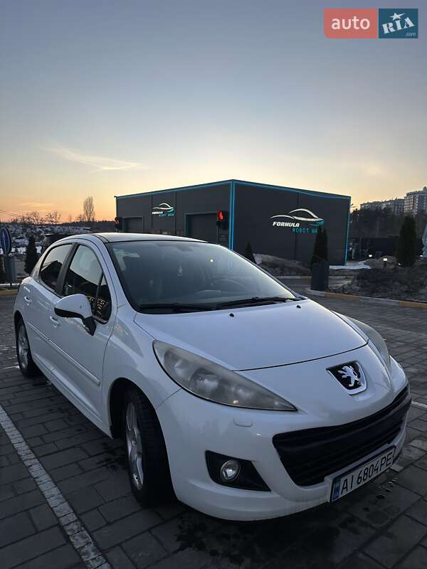 Peugeot 207 2012 Peugeot 207 2012