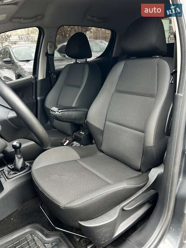 Хэтчбек Peugeot 207 2010 в Сумах