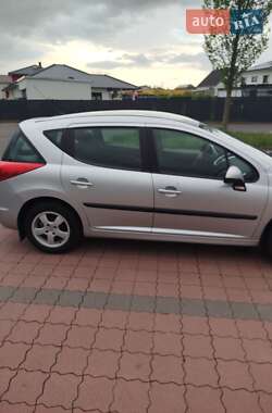 Універсал Peugeot 207 2010 в Старому Самборі