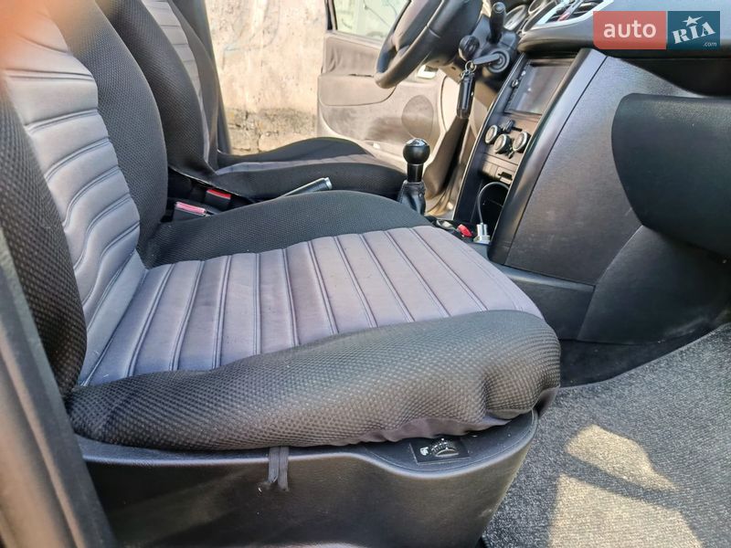 Универсал Peugeot 207 2009 в Стрые