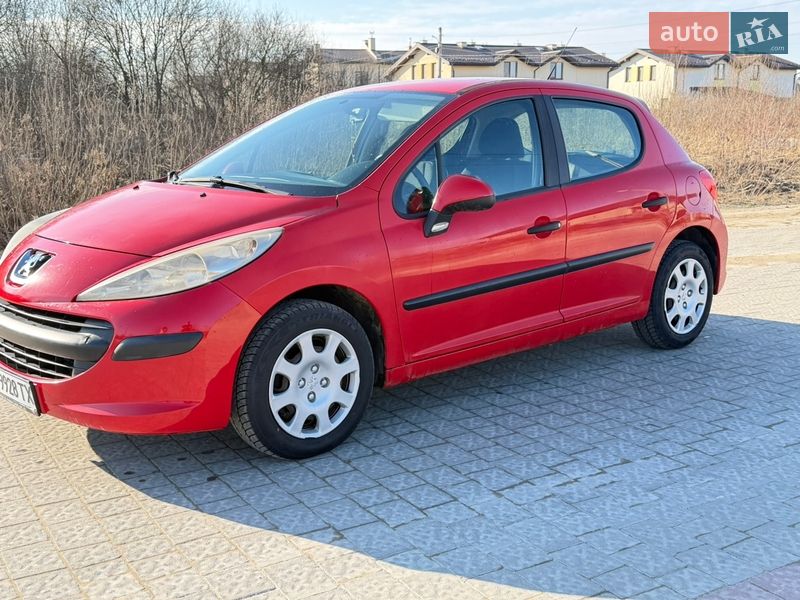 Хэтчбек Peugeot 207 2007 в Львове