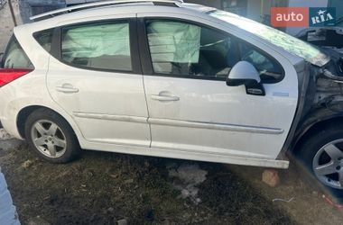 Хетчбек Peugeot 207 2010 в Умані