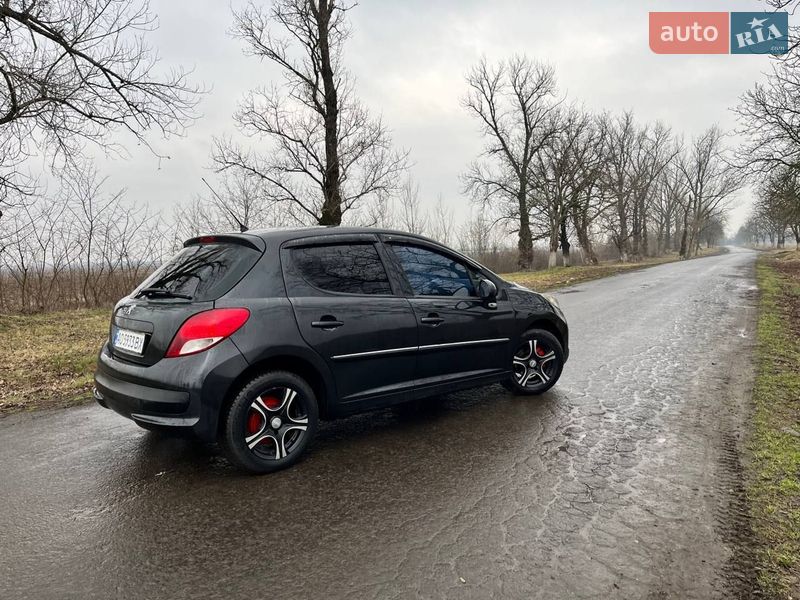 Хэтчбек Peugeot 207 2011 в Виноградове фото 7 Хэтчбек Peugeot 207 2011 в Виноградове