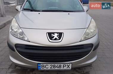 Хетчбек Peugeot 207 2008 в Стрию