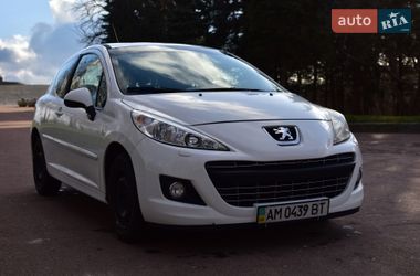 Хэтчбек Peugeot 207 2011 в Житомире