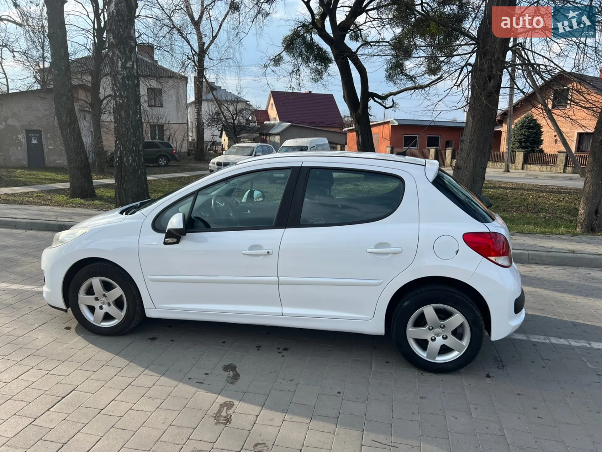2010 Peugeot 207 - мініатюра 13