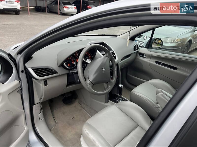 Хэтчбек Peugeot 207 2007 в Львове