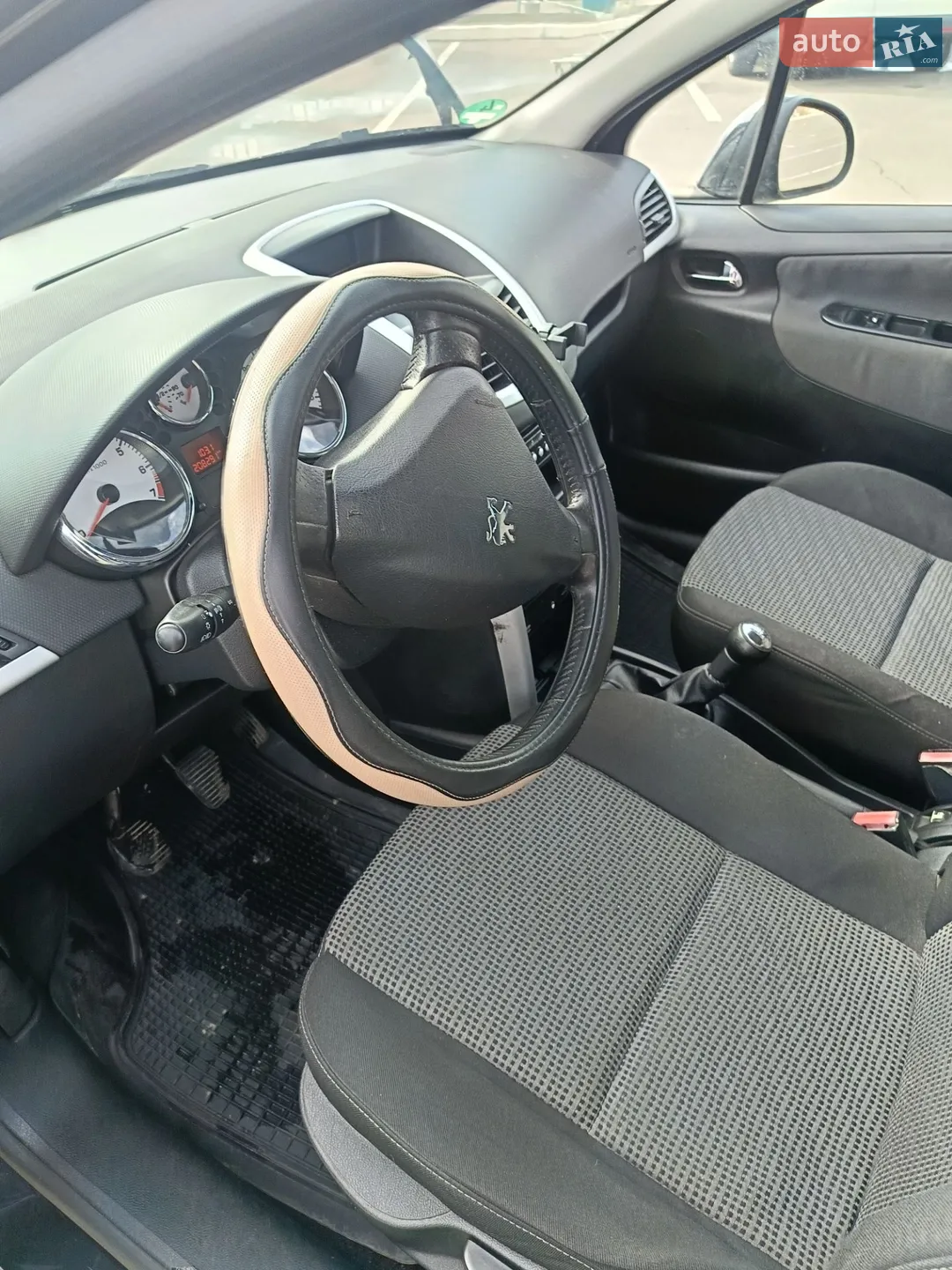 2010 Peugeot 207 - мініатюра 16