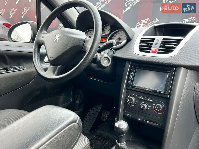 Хетчбек Peugeot 207 2010 в Сумах